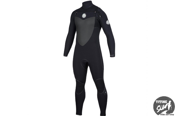 รีวิวแนะนำเสื้อ Wetsuit อุปกรณ์ที่ขาดไม่ได้สำหรับกีฬาทางน้ำ